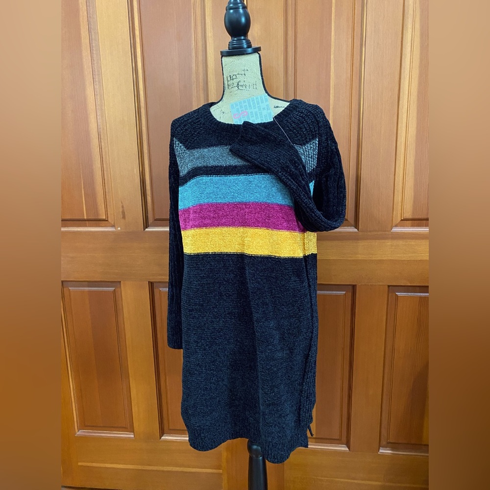 LuLaRoe Lauren, NWT, Small, Chenille, Black multi-color stripes